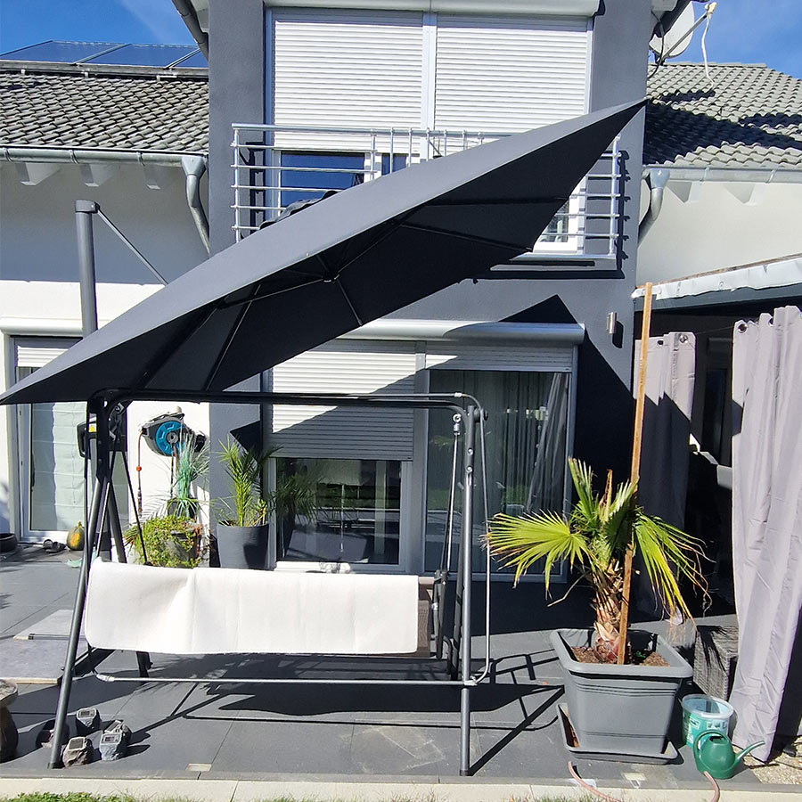 einpoliger Sonnenschirm mit 360° Drehung