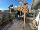 PURPLE LEAF Pergola Metall Holzoptik Garten Pavillon Aluminum Pergola Wasserdicht Sonnendach mit Schiebedach, Gartenpavillon Mit Markisenschutz milchweiße Lichterkette