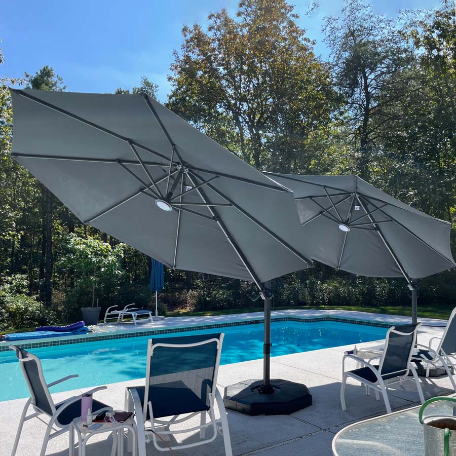 einpoliger Sonnenschirm mit 360° Drehung